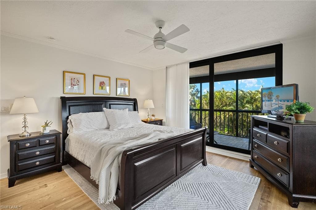 6075 Pelican Bay Blvd 202, Naples, FL 34108-14