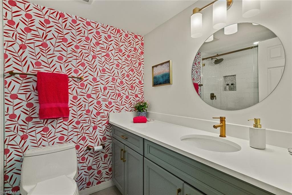 6075 Pelican Bay Blvd 202, Naples, FL 34108-20