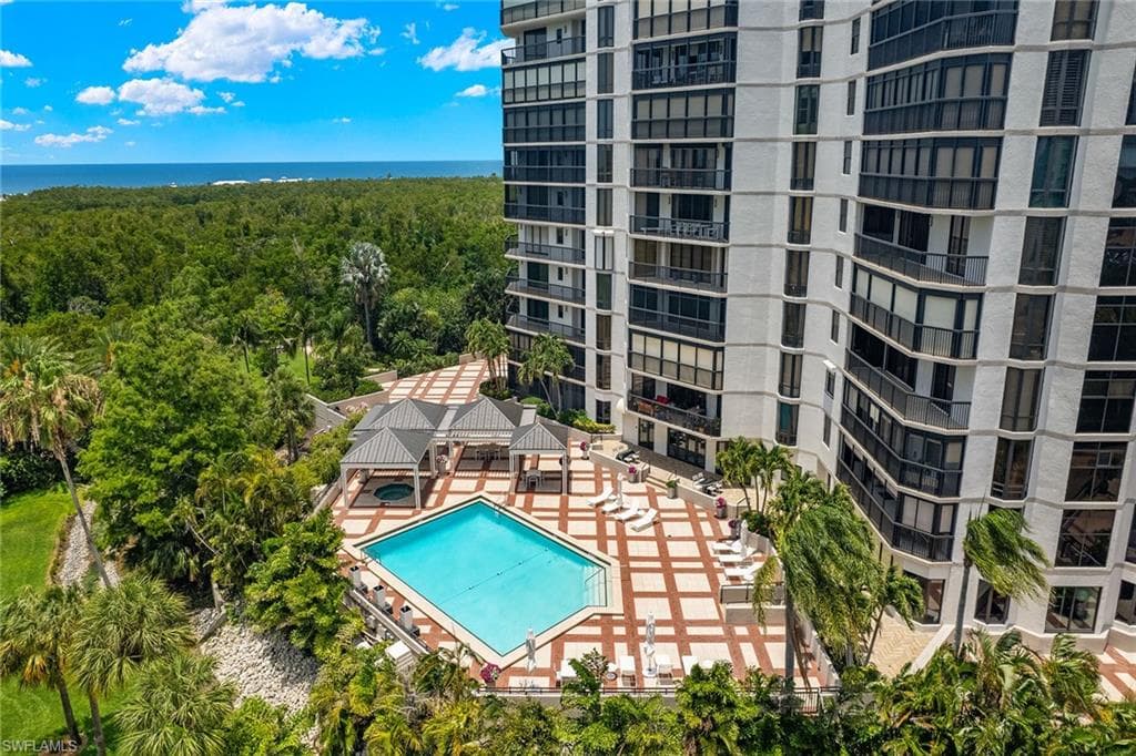 6075 Pelican Bay Blvd 202, Naples, FL 34108-23