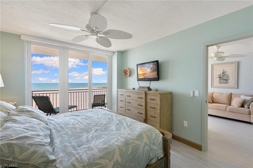 180 Seaview Ct 911, Marco Island, FL 34145-16