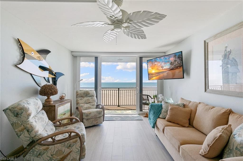 180 Seaview Ct 911, Marco Island, FL 34145-6