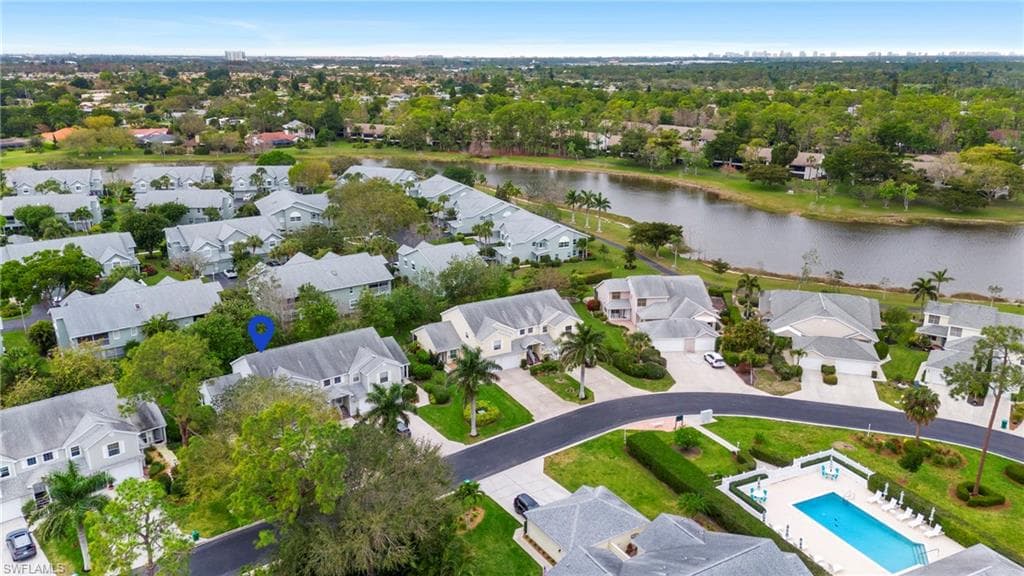 159 Bristol Ln B, Naples, FL 34112-27