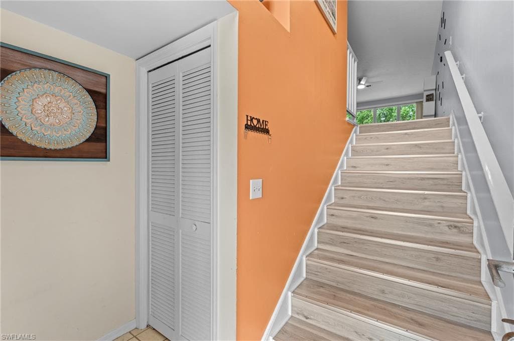 159 Bristol Ln B, Naples, FL 34112-5