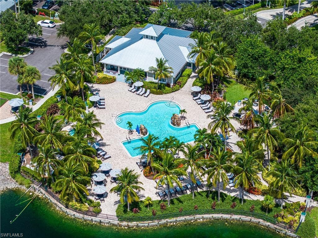 7895 Mahogany Run Ln 1426, Naples, FL 34113-16