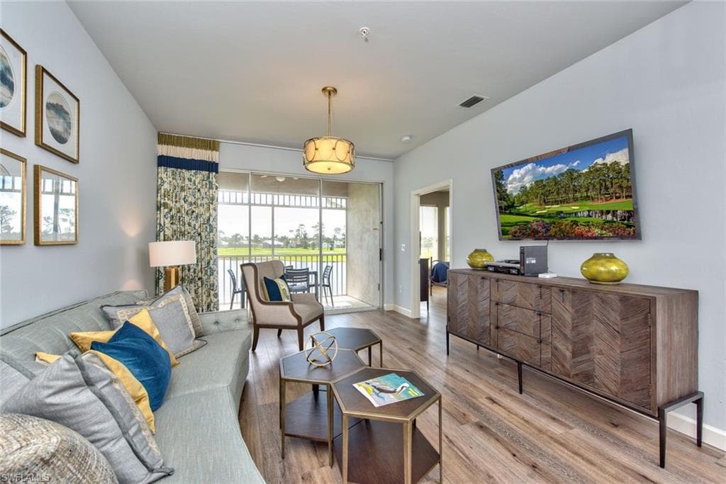7895 Mahogany Run Ln 1426, Naples, FL 34113-3