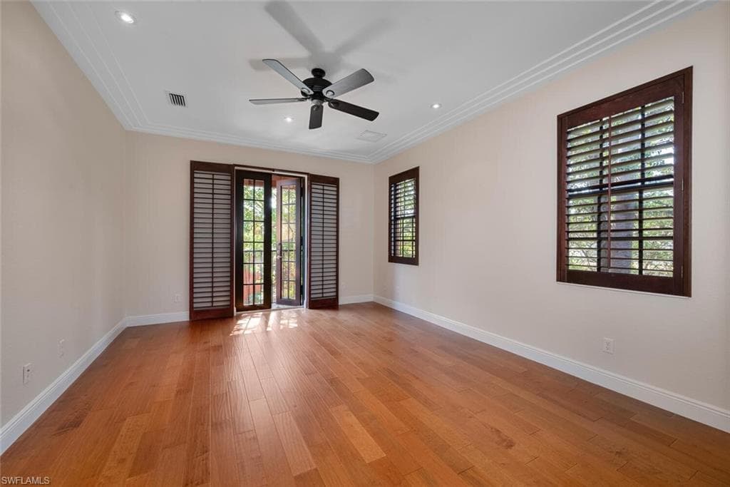 8945 Malibu St 206, Naples, FL 34113-9