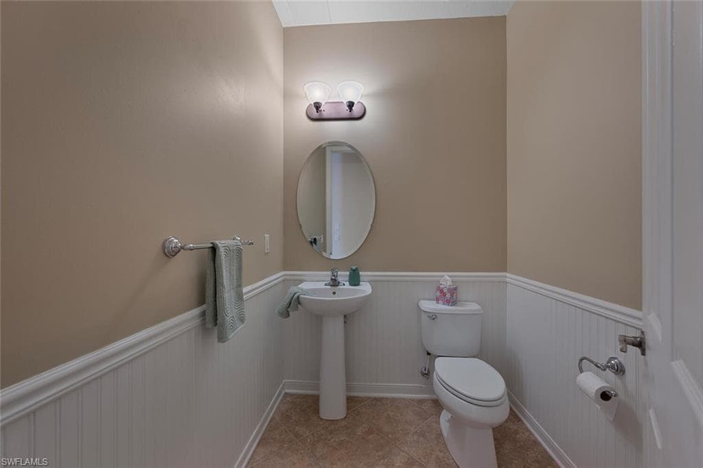 8945 Malibu St 206, Naples, FL 34113-14