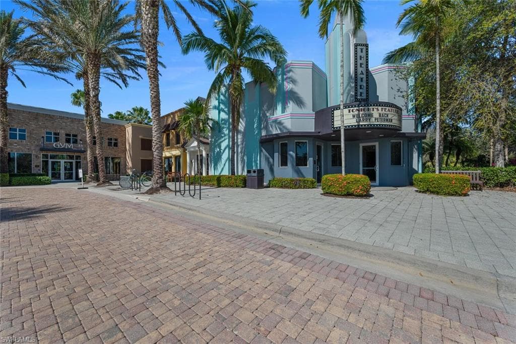 8945 Malibu St 206, Naples, FL 34113-18