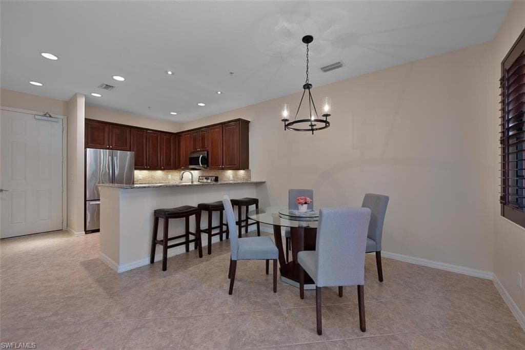 8945 Malibu St 206, Naples, FL 34113-7