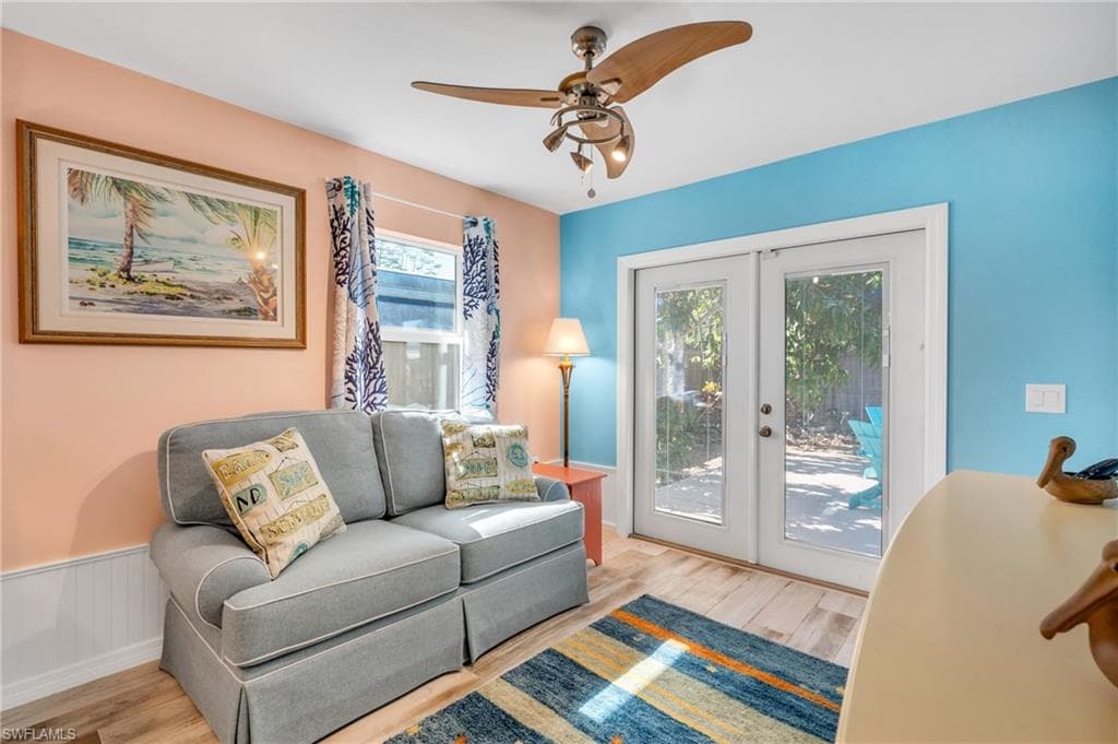 27297 Buccaneer Dr, Bonita Springs, FL 34135-19