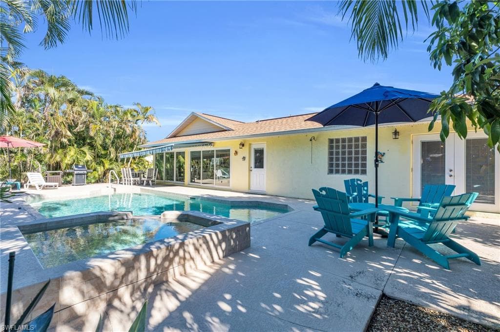 27297 Buccaneer Dr, Bonita Springs, FL 34135-22