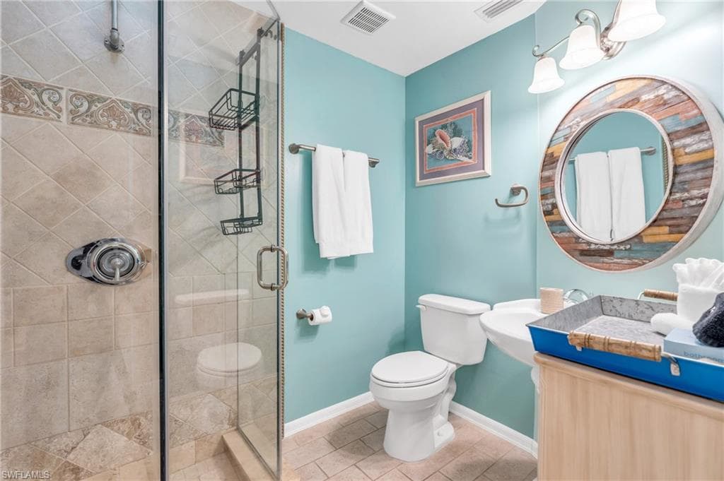 27297 Buccaneer Dr, Bonita Springs, FL 34135-24