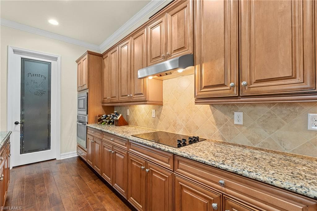 12643 Kinross Ln, Naples, FL 34120-12