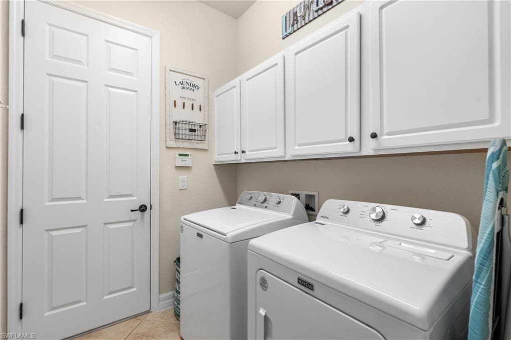 12643 Kinross Ln, Naples, FL 34120-28