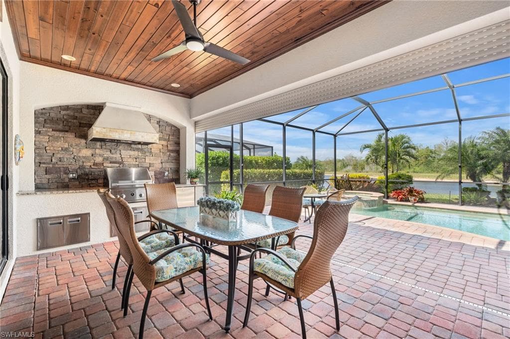 12643 Kinross Ln, Naples, FL 34120-29