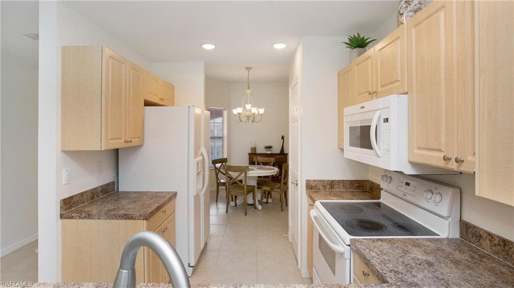 15999 Mandolin Bay Dr 204, Fort Myers, FL 33908-15