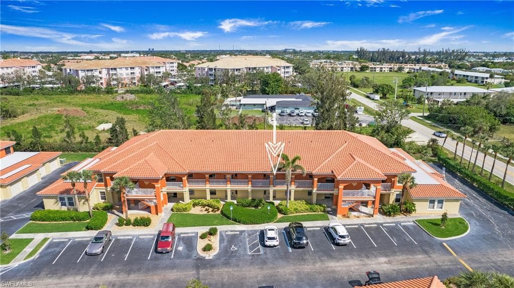 15999 Mandolin Bay Dr 204, Fort Myers, FL 33908-34