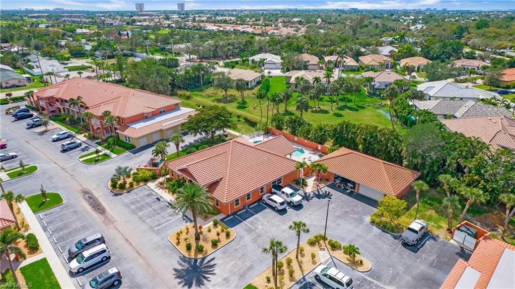 15999 Mandolin Bay Dr 204, Fort Myers, FL 33908-35