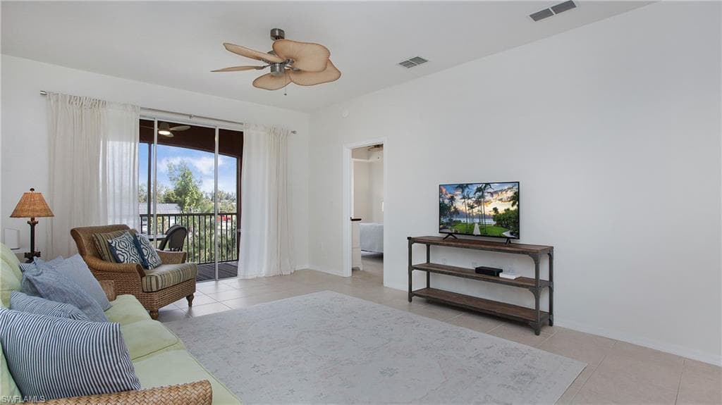 15999 Mandolin Bay Dr 204, Fort Myers, FL 33908-5