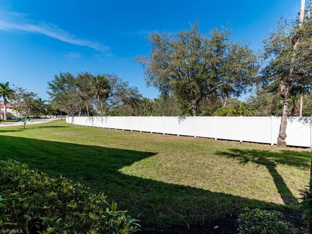 25058 Peacock Ln 102, Naples, FL 34114-10