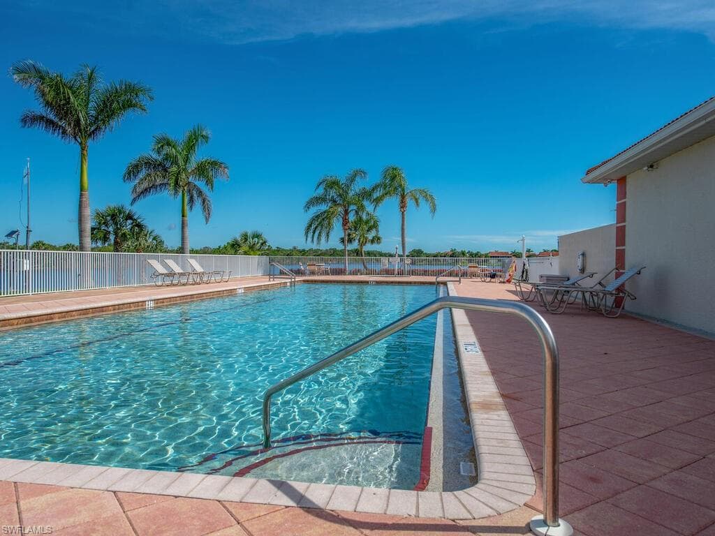 25058 Peacock Ln 102, Naples, FL 34114-35