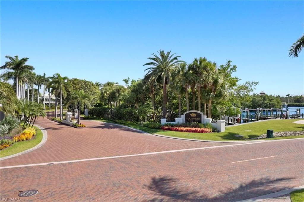 211 San Mateo Dr, Bonita Springs, FL 34134-49