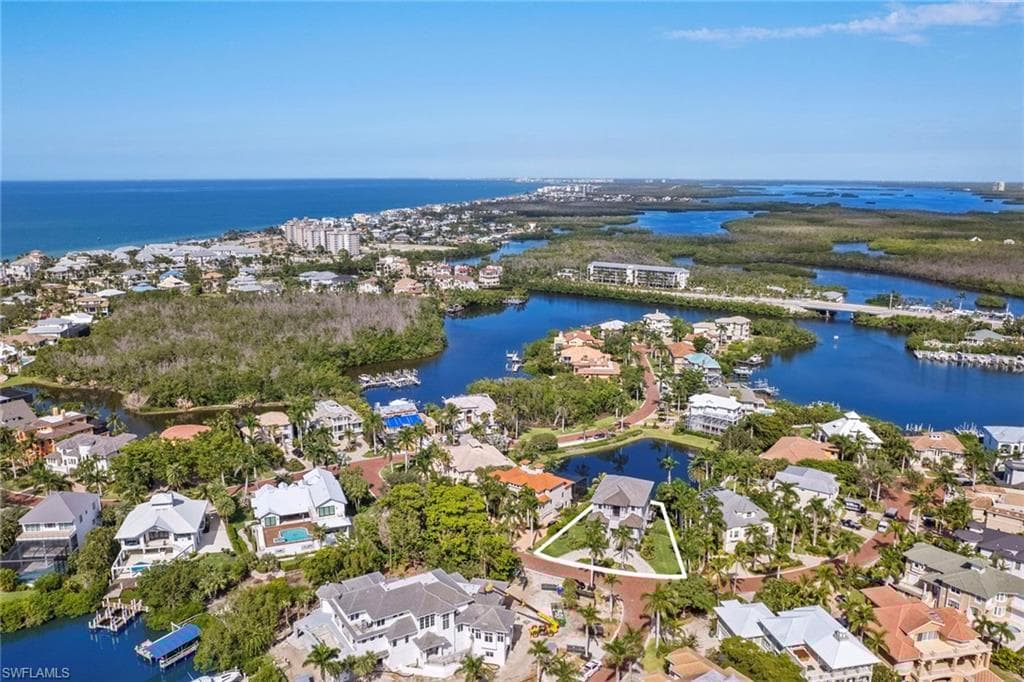 211 San Mateo Dr, Bonita Springs, FL 34134-50