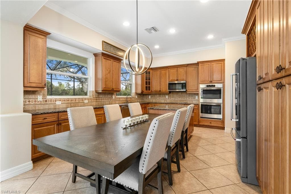 1769 Birdie Dr, Naples, FL 34120-9