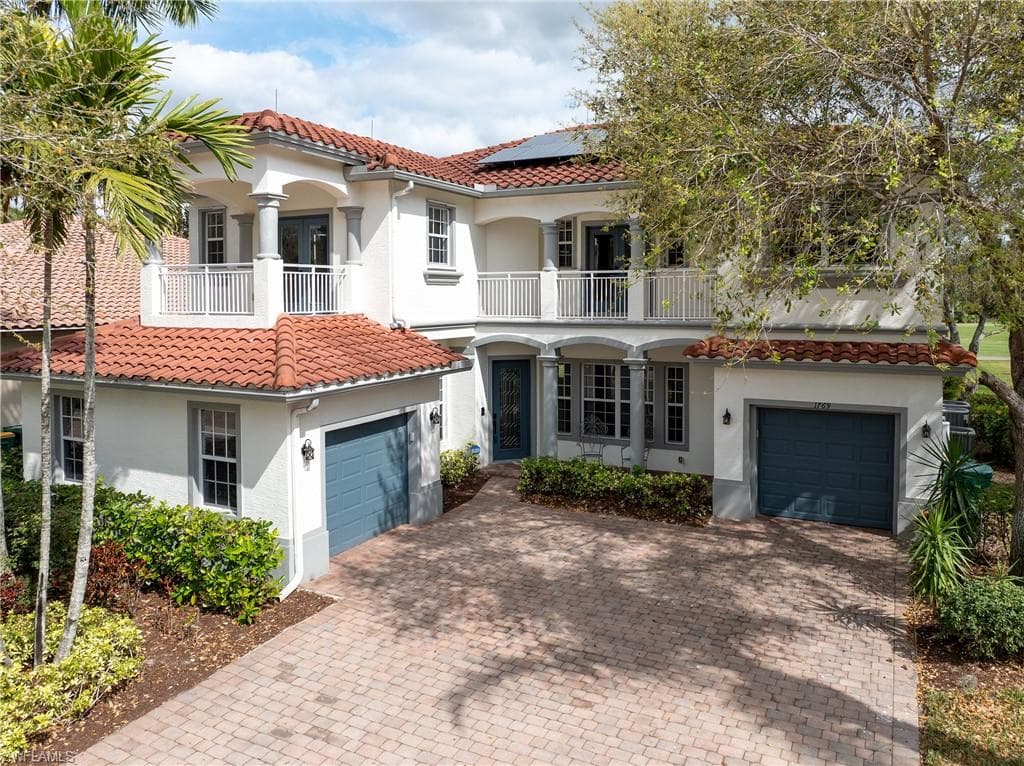 1769 Birdie Dr, Naples, FL 34120-1