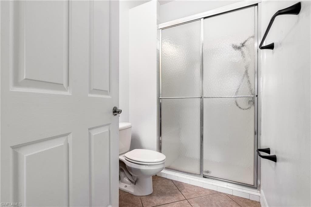 1769 Birdie Dr, Naples, FL 34120-23