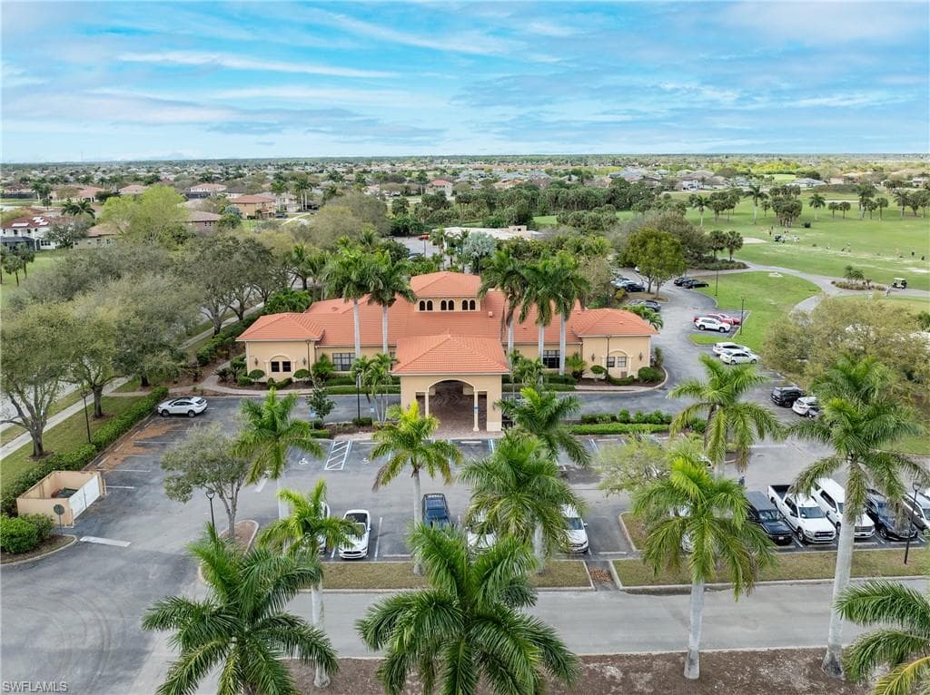 1769 Birdie Dr, Naples, FL 34120-32