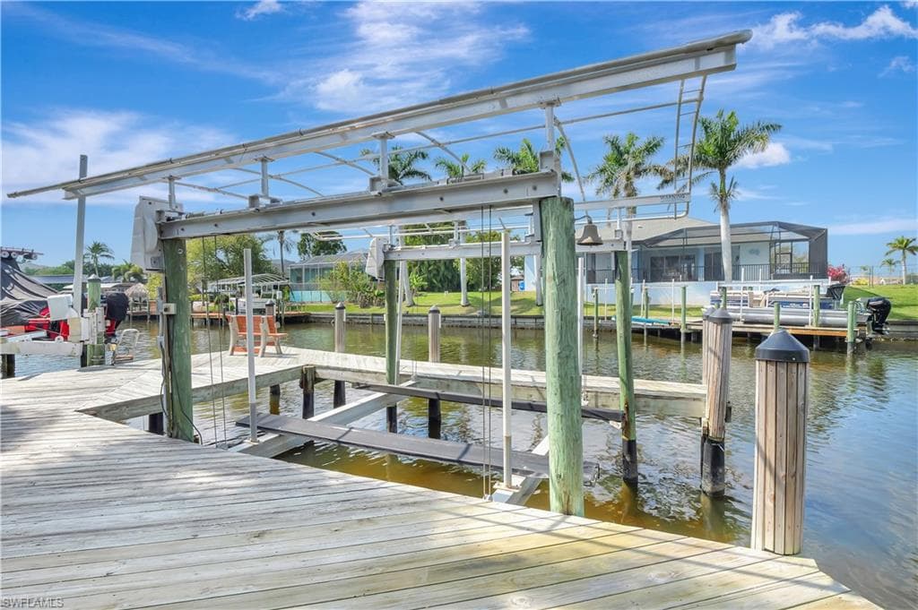 4402 12th Pl, Cape Coral, FL 33914-39