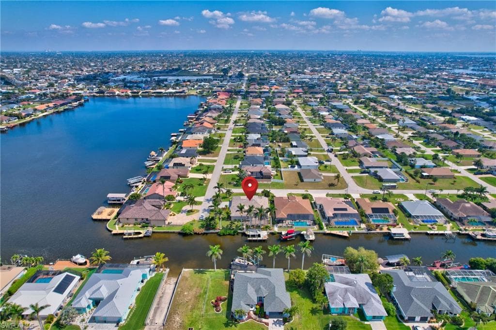 4402 12th Pl, Cape Coral, FL 33914-48