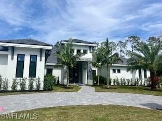 3891 Brynwood Dr, Naples, FL 34119-1