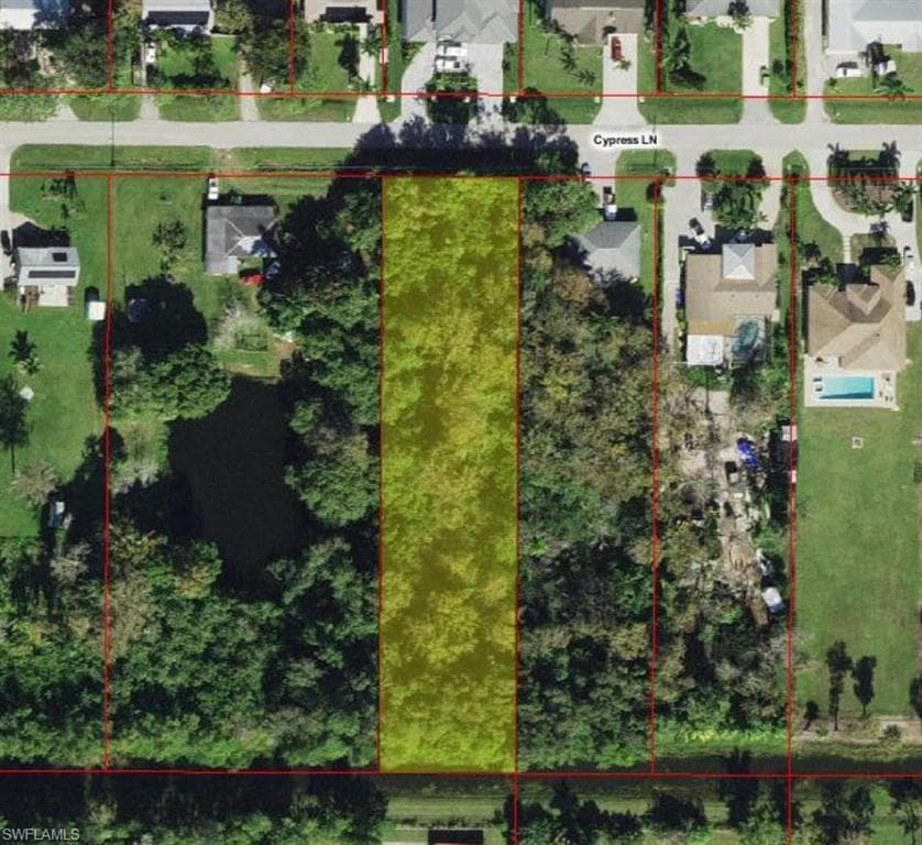 5242 Cypress Ln, Naples, FL 34113-1