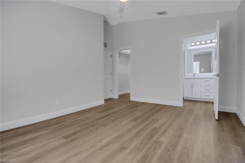 380 13th St NW, Naples, FL 34120-11