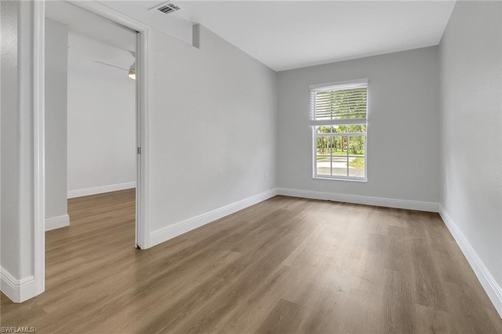 380 13th St NW, Naples, FL 34120-20