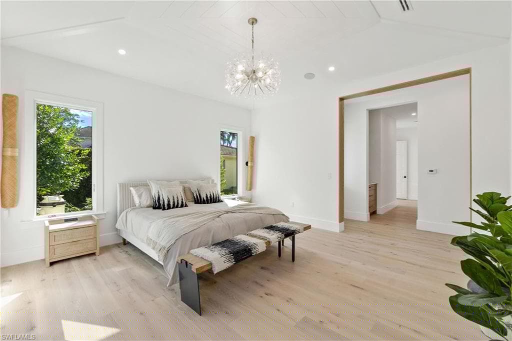 565 Whispering Pine Ln, Naples, FL 34103-25