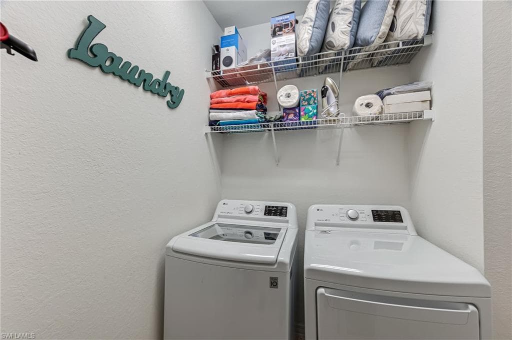 15064 Summit Place Cir, Naples, FL 34119-21