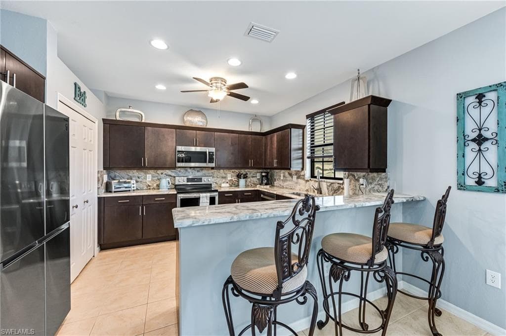 15064 Summit Place Cir, Naples, FL 34119-6