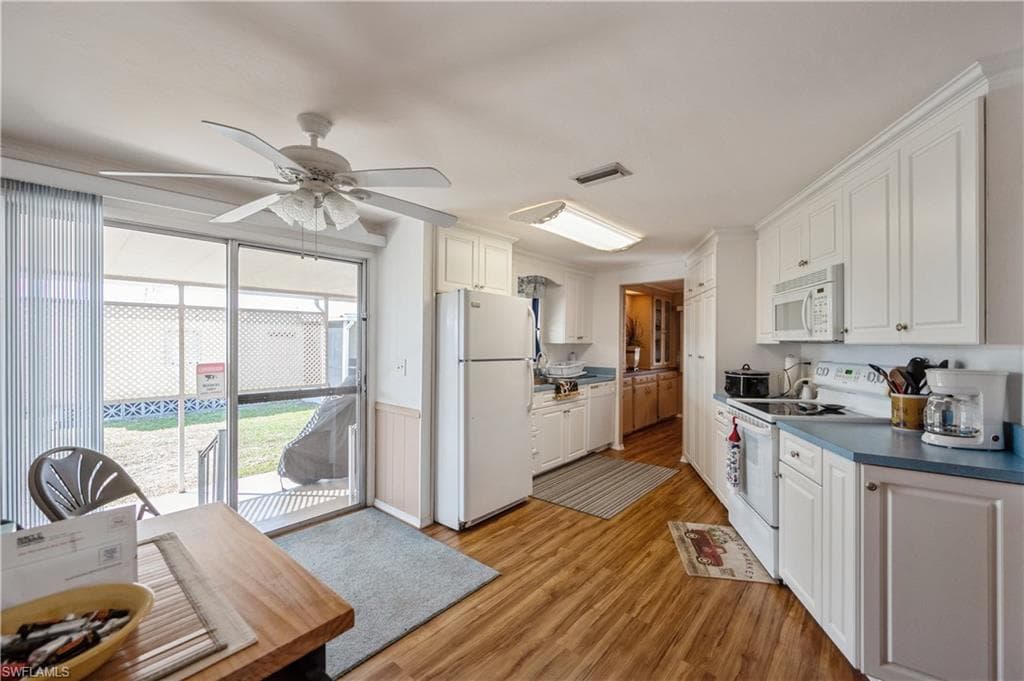 3192 Pluto Cir, North Fort Myers, FL 33903-12