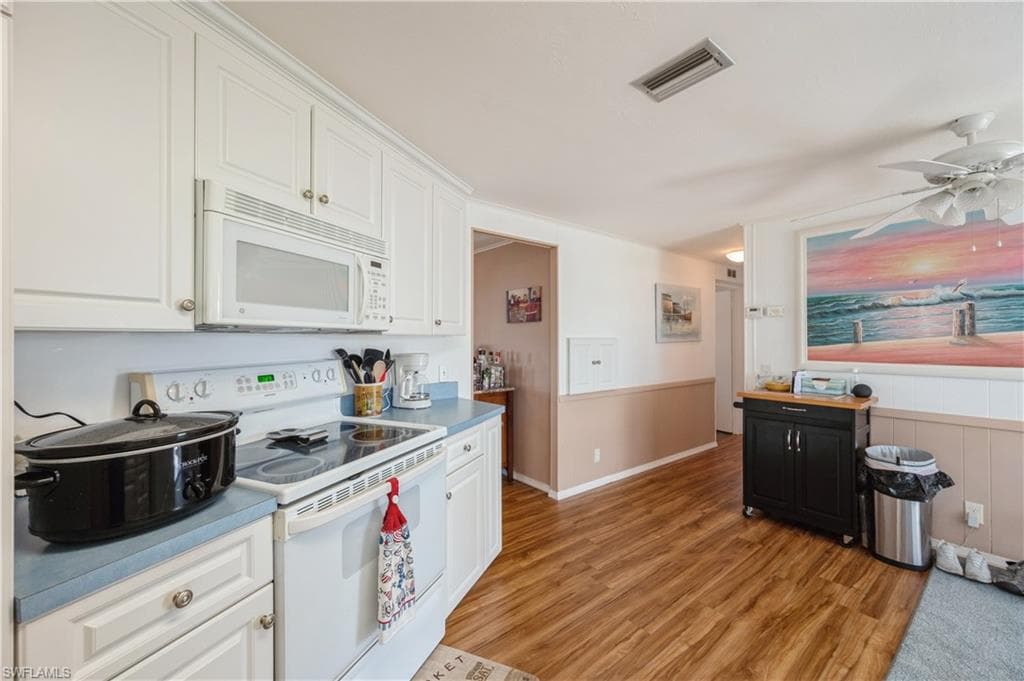 3192 Pluto Cir, North Fort Myers, FL 33903-13