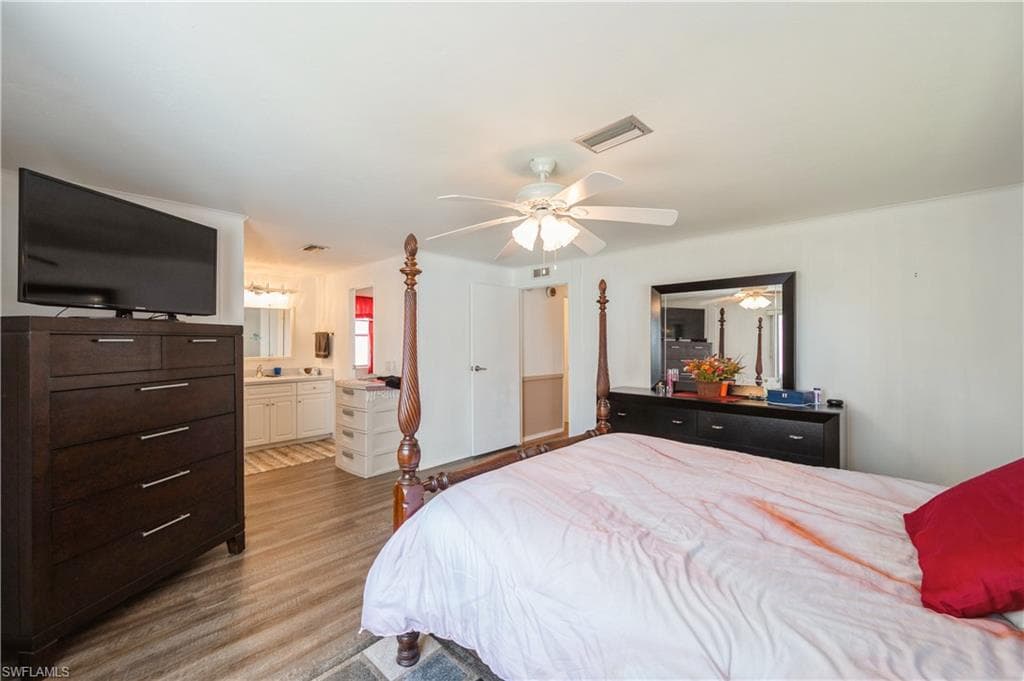3192 Pluto Cir, North Fort Myers, FL 33903-16