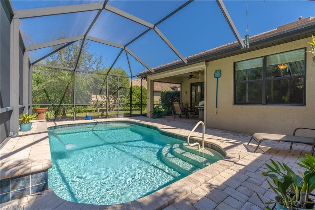 7167 Live Oak Dr, Naples, FL 34114-16
