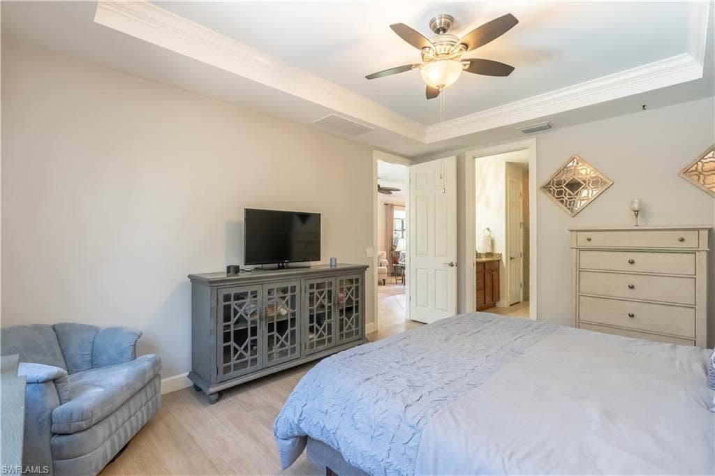 7167 Live Oak Dr, Naples, FL 34114-20