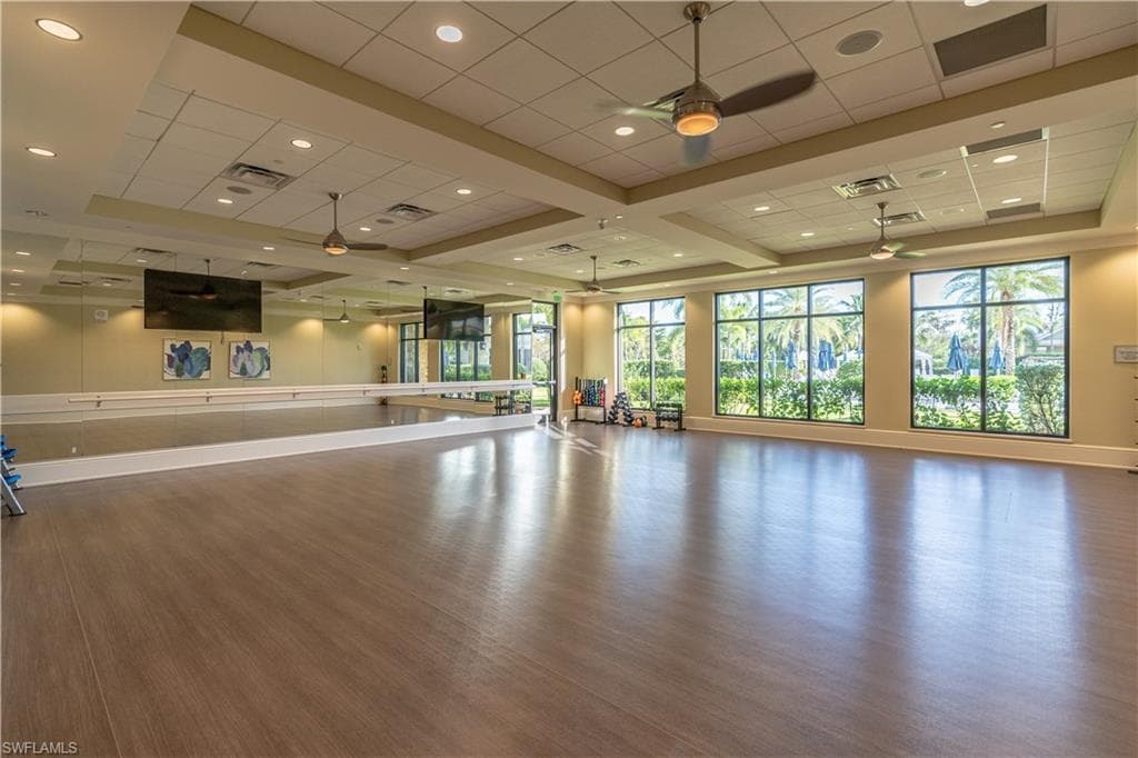 7167 Live Oak Dr, Naples, FL 34114-36
