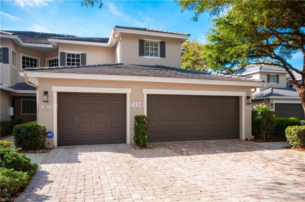7114 Wild Forest Ct 102, Naples, FL 34109-3