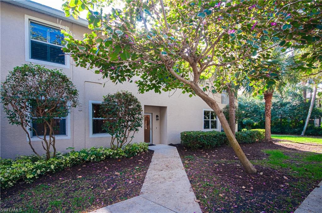 7114 Wild Forest Ct 102, Naples, FL 34109-4