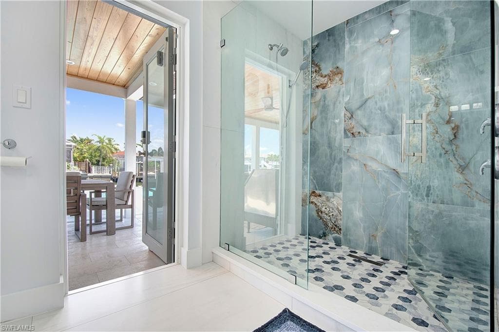 139 San Salvador St, Naples, FL 34113-14