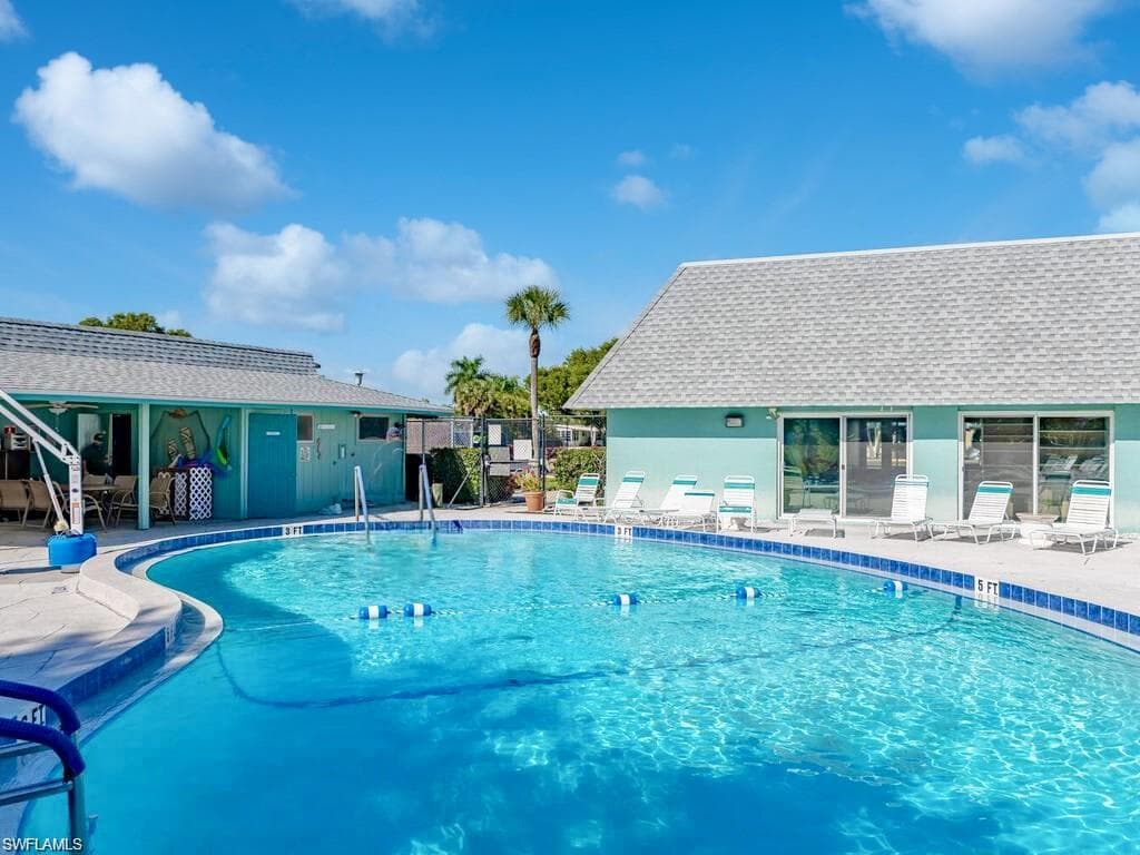 101 Lime Key Ln, Naples, FL 34114-29